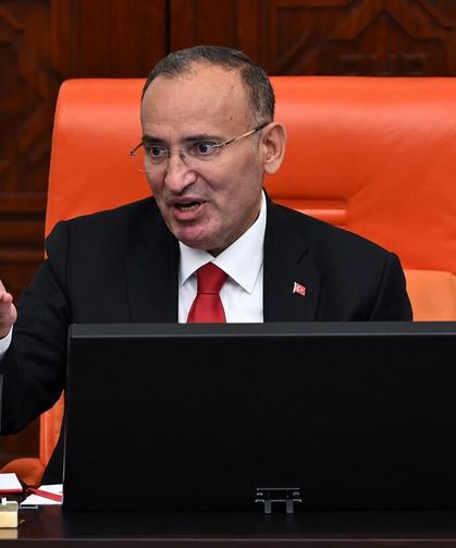 Bekir Bozdağ Sağlık Durumu Nasıl? Tedavi Sonrası İlk Kez Görüntülendi