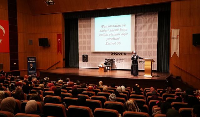 Aile Danışmanı Tongar, Ebeveynlere Çocuk Eğitimini Anlattı