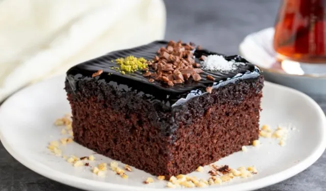 Damaklarda iz bırakan çikolata deneyimi: Evde kolay ıslak kek yapımı