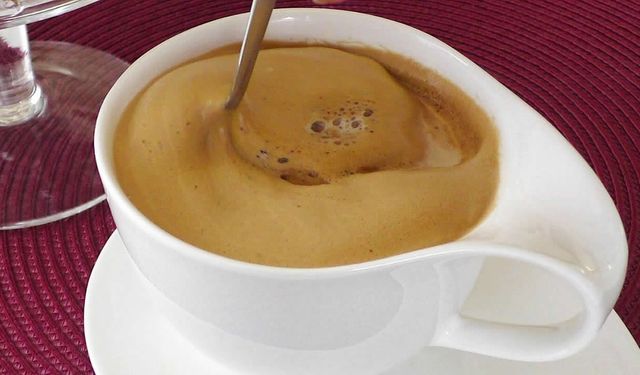 Kahve aşkınızı tazelemek için: Sabun gibi köpüren kahve tarifi