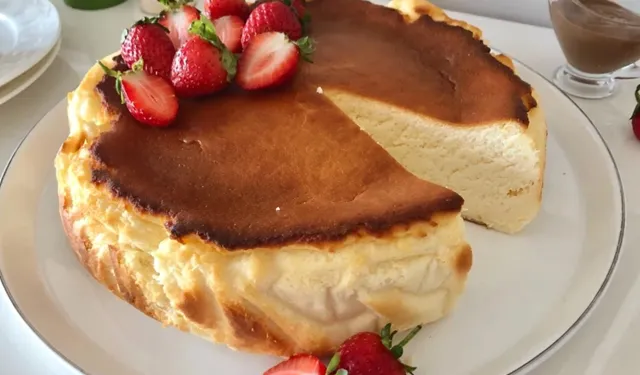 Evde San Sebastian Cheesecake: İspanyol lezzetini sofranıza taşıyın!