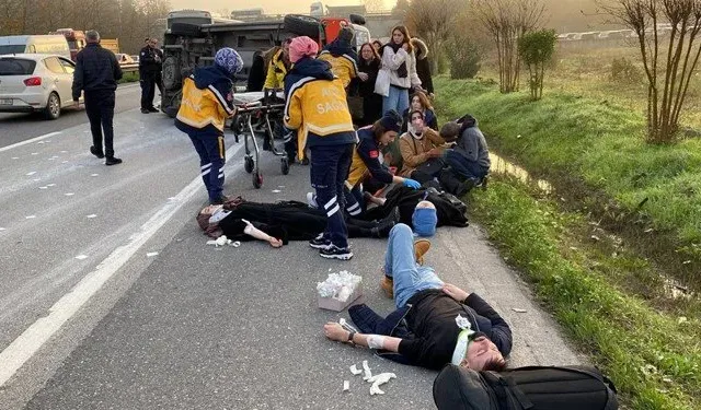 Kocaeli'nde korkunç kaza: Ortalık savaş alanına döndü