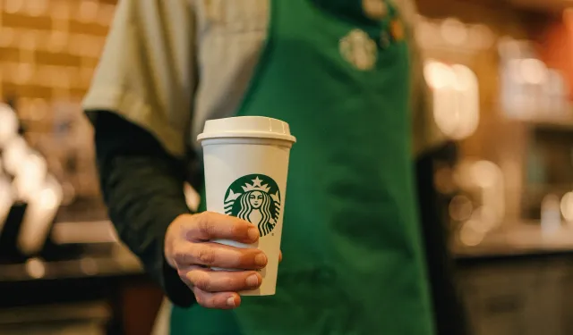 Starbucks'ta Maaşsız Çalışanlar Var! İşte Gerçek!