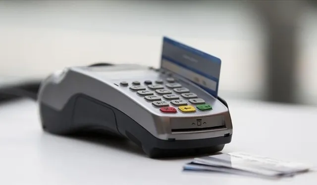 Kredi kartı harcamaları durdurulamıyor: Yeni kısıtlamalar geliyor