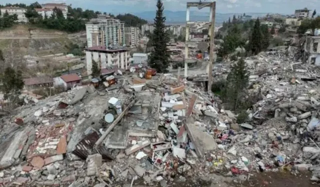 Kahramanmaraş'ta Yıkılan Pınar Apartmanı Davasında Kritik Gelişme: Bilirkişi İncelemesi Yeniden Yapılacak