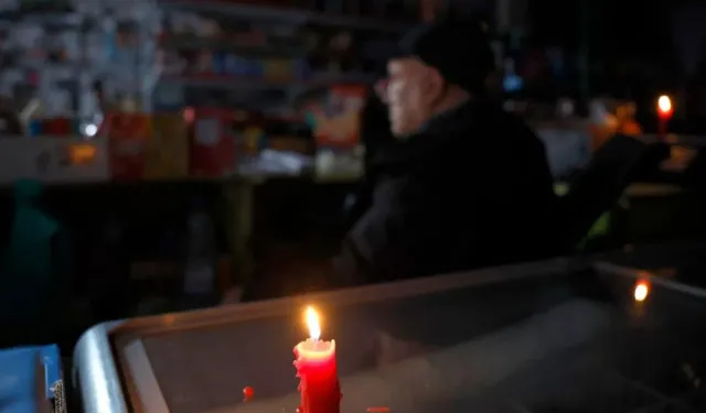 Kötü sonuçlar gelmeye başladı... Avrupa'da hayatı felç eden karanlığın acı bilançosu
