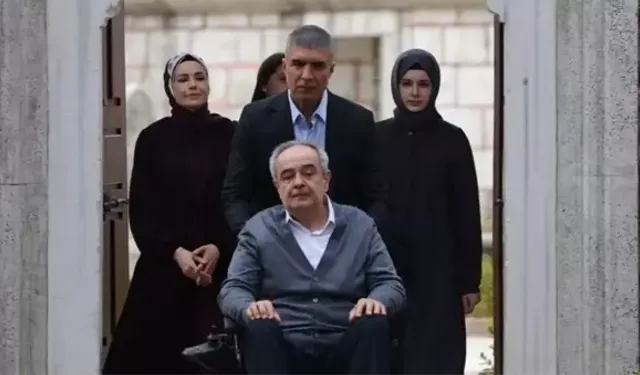 Mina Demirtaş Kızıl Goncalar'dan ayrıldı mı?