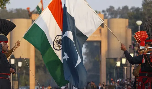 Pakistan ve Hindistan arasındaki gerilim tırmanıyor: bölgede savaş riski mi var?