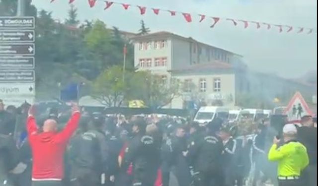 Kahramanmaraş İstiklalspor otobüsüne saldırı