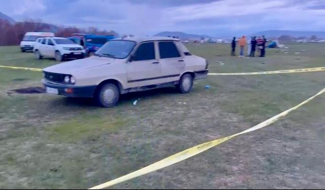 Elbistan'da park halindeki araçta bir kişi ölü bulundu