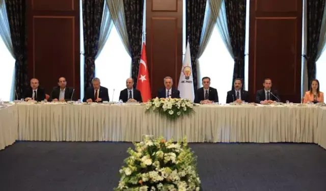 AK Parti'den yasama ve yürütme odaklı yeni anayasa çalıştayı!