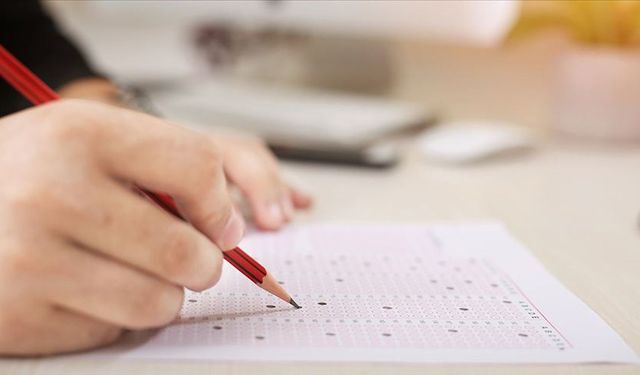 İOKBS bursluluk sınavı sonuçları için geri sayım başladı