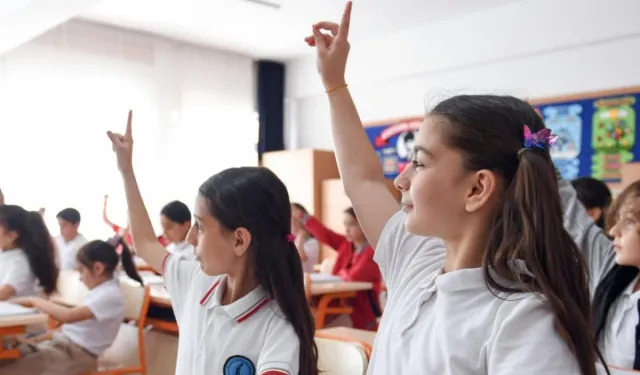 4+4+4 tarihe mi karışıyor? Liselerde köklü değişiklikler yolda!