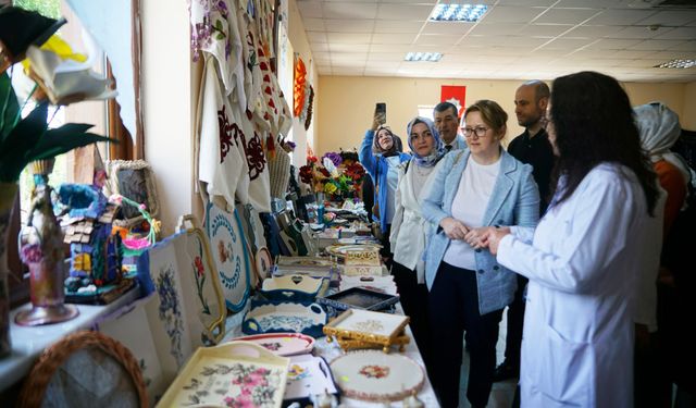 Büyükşehir Belediyesi ve Halk Eğitim Merkezlerinden kadınlara özel sergi
