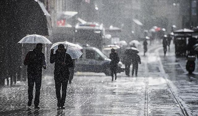 AKOM’dan sağanak yağış uyarısı: kuzey ilçelerde tedbirli olun