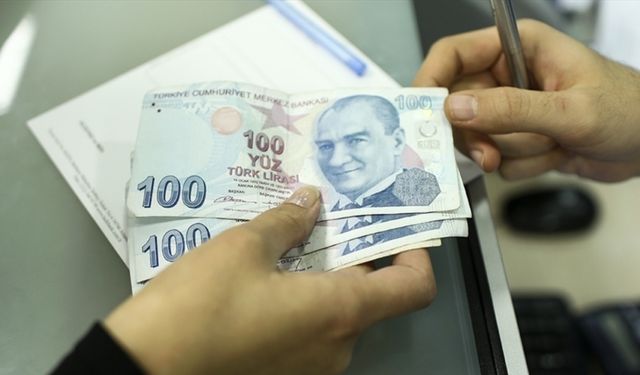 Kamu İşçisi Zammına İlk Teklif: TÜRK-İŞ'ten Sert "Kabul Edilemez" Çıkışı!