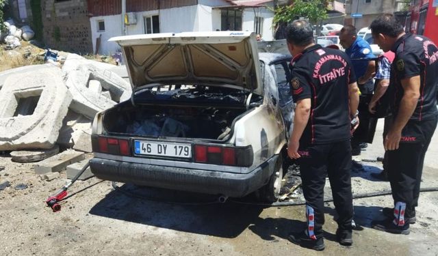 Otomobildeki köz kutusu alev aldı, araç yangınla zarar gördü