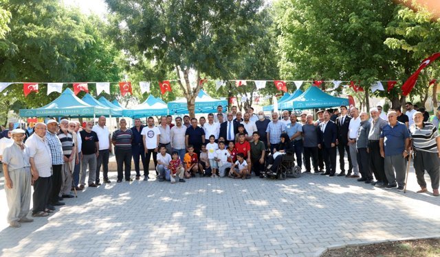 YENİLENEN DULKADİROĞLU PARKI’NDA MAHALLE TOPLANTISI GERÇEKLEŞTİRİLDİ