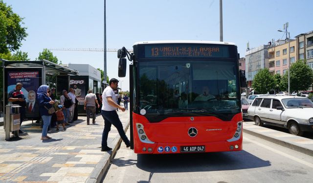 Kahramanmaraş'ta bayram sevinci ulaşımla katlandı: 11 bin 250 kişi ücretsiz taşındı