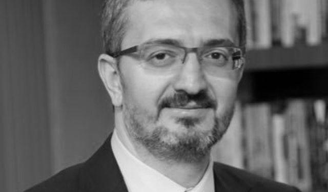 İletişim başkanlığı Fahrettin Altunun yerine atanan Burhanettin Duran kimdir