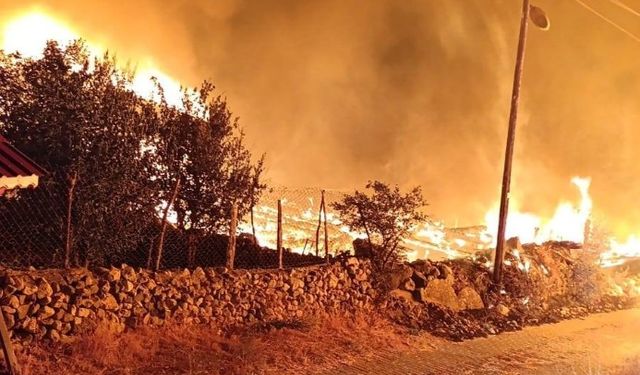 Çankırı’daki Yangın Faciası: 6 Ev Kül Oldu