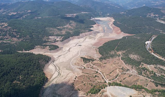 Bursa’da Su Alarmı: Nilüfer Barajı Kurudu, 35 Günlük Su Kaldı