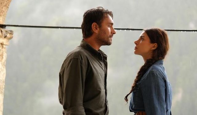 Deniz Baysal ve Ulaş Tuna Astepe'den Yeni Dizi Müjdesi: Karadeniz'de Destansı Aşk Hikayesi!