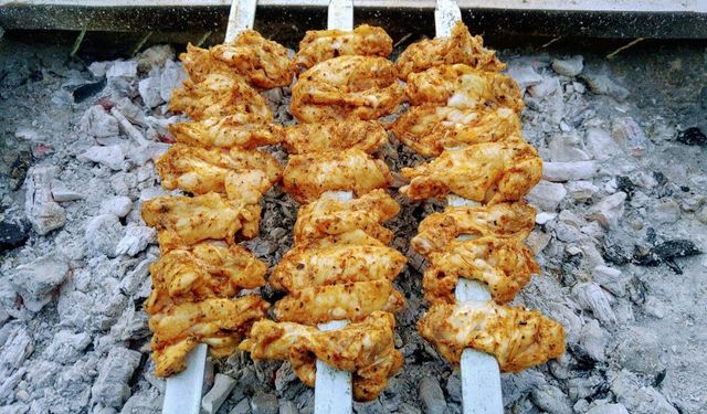 hafta sonu piknik'te en iyi ızgara da yapılacak tavuk sosu tarifi