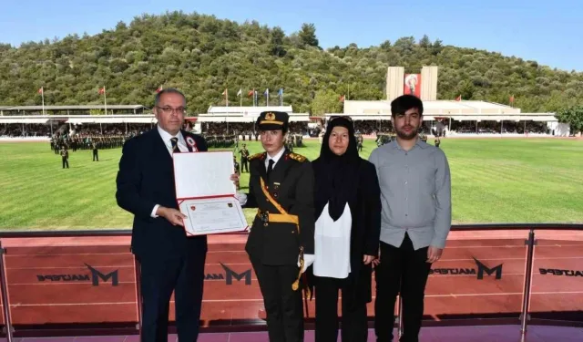 Şehit Ömer Halisdemir'in kızı teğmen oldu