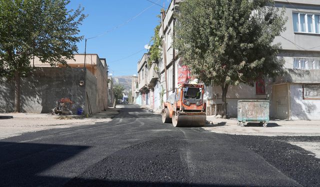 Altyapısı Biten Sokakların Yol Kaplamaları Da Bir Bir Tamamlanıyor