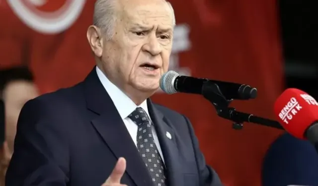Bahçeli’den flaş sözler: Sosyal medyayı yarım saatte kapatırım