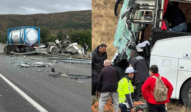 Sivas’ta trafik faciası! Yolcu otobüsü ile TIR çarpıştı: Çok sayıda yaralı
