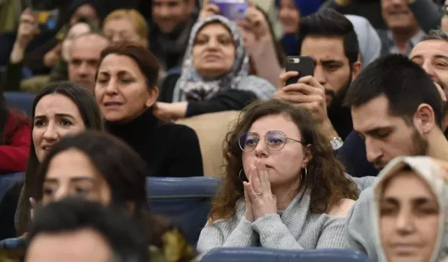 15 bin öğretmen adayının heyecanlı bekleyişi sona erdi: Takvim tarihi belli oldu