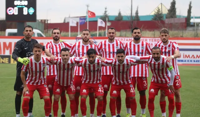İstiklalspor’dan Nefes Kesen Maçta 3 Puan! Kırklarelispor’u 3-2 Mağlup Ettiler