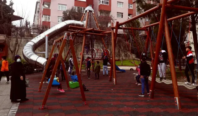 Bağcılar’da Oyun Sırasında 4 Çocuk Elektrik Akımına Maruz Kaldı