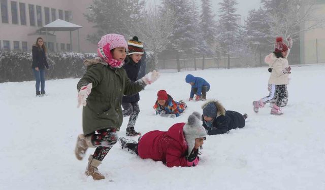 1 Aralık Pazartesi Okul Var mı? Valiliklerin Son Açıklamaları Yayınlandı