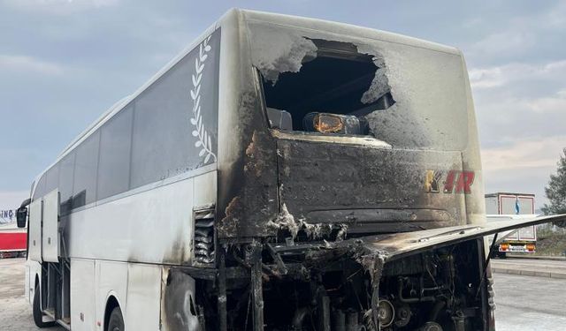 Kahramanmaraş’ta Seyir Halindeki Yolcu Otobüsü Alevlere Teslim Oldu