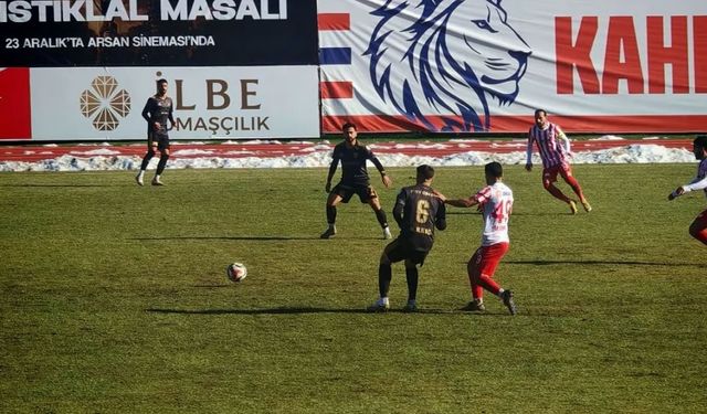 İstiklalspor, Aliağa FK'yı 2 golle geçti