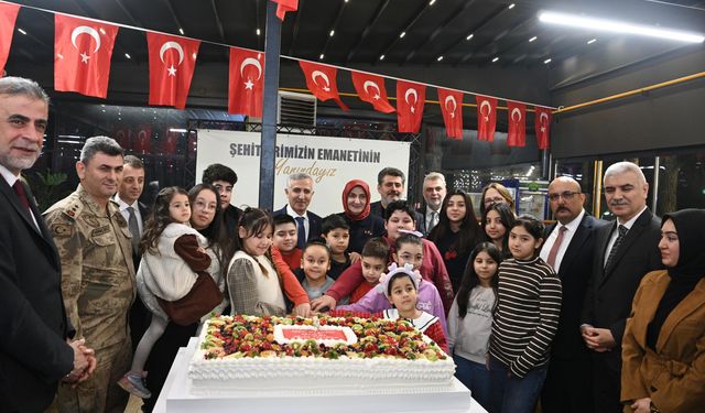 Fırat Görgel Şehit Çocuklarının Doğum Gününü Kutladı