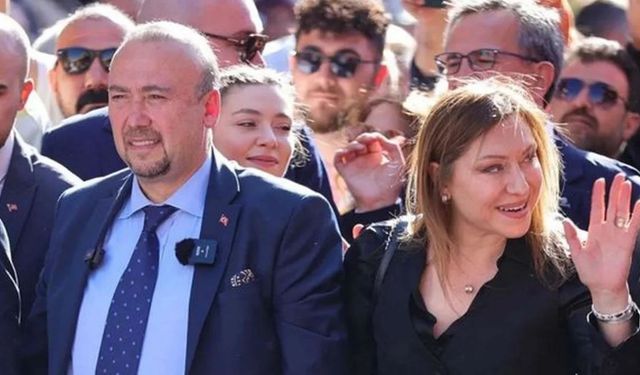 Uşak Belediye Başkanı Özkan Yalım evli mi? Ayşegül Yalım kimdir?