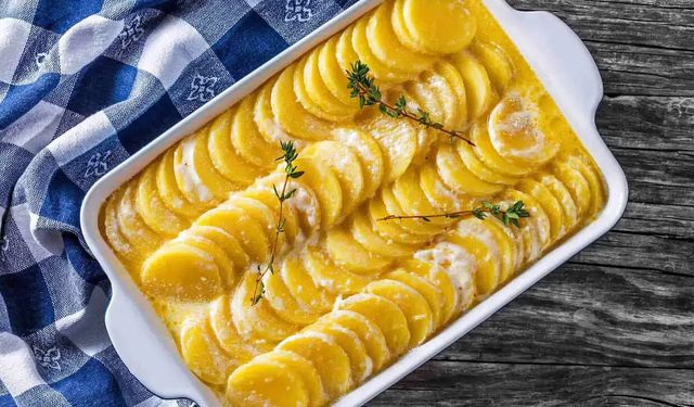 Beşamel sossuz patates graten tarifi: Tam kıvamında yumuşacık lezzet