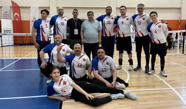 Kahramanmaraş Büyükşehir Belediye Spor Şampiyonluk Kupasını Kaldırdı!
