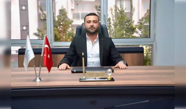 Seferihisar Belediye Meclisi'nde CHP Sözcüsü Kimdir? İbrahim Gökhan Pehlivan Hakkında Bilinmesi Gerekenler