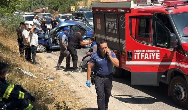 Eskişehir'de Zincirleme Trafik Kazası: 1 Ölü, 1 Yaralı