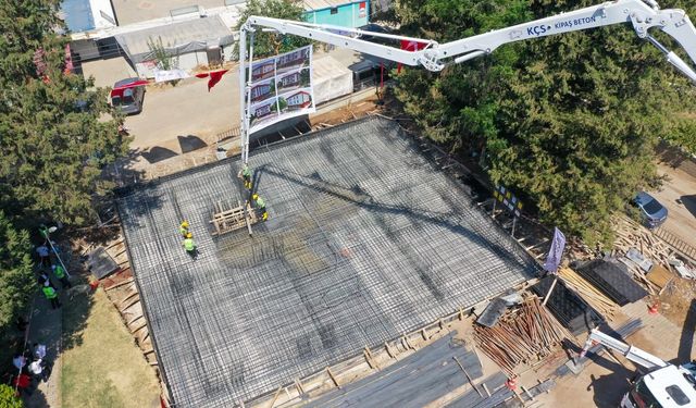 Türkoğlu’na 35 milyon TL’lik eğitim yatırımı! Etüt merkezinin temeli atıldı