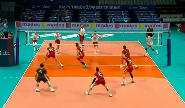 Akedaş Onikişubat Belediyespor, Galatasaray'a 3 sette kaybetti