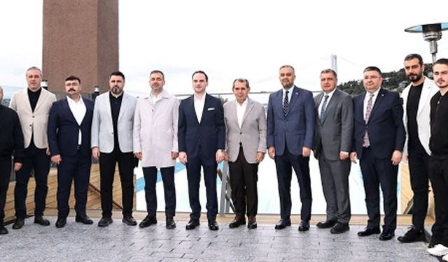 Dursun Özbek'ten Onikişubat Duygusallığı: "Ailemin Kökleri Maraş'a Dayanıyor"