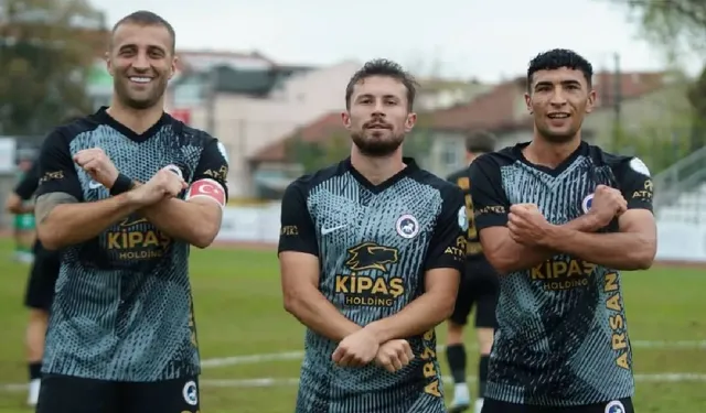 Kahramanmaraş İstiklalspor, İnegöl Kafkasspor’u 4-1 Yenerek Turladı
