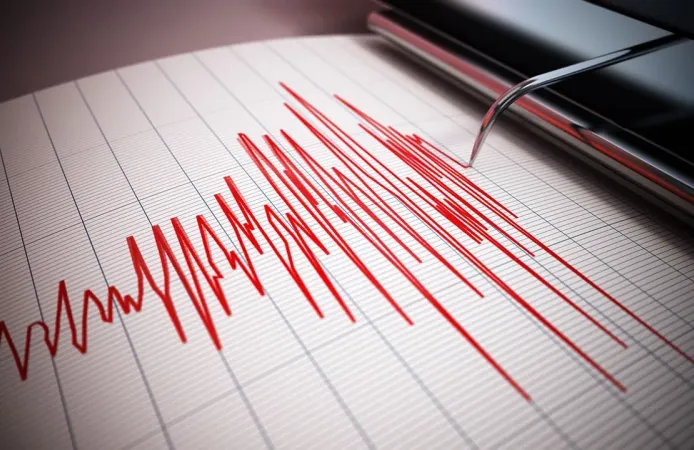 Balıkesir'de 4.4 Büyüklüğünde Deprem: Çevre İllerde de Hissedildi