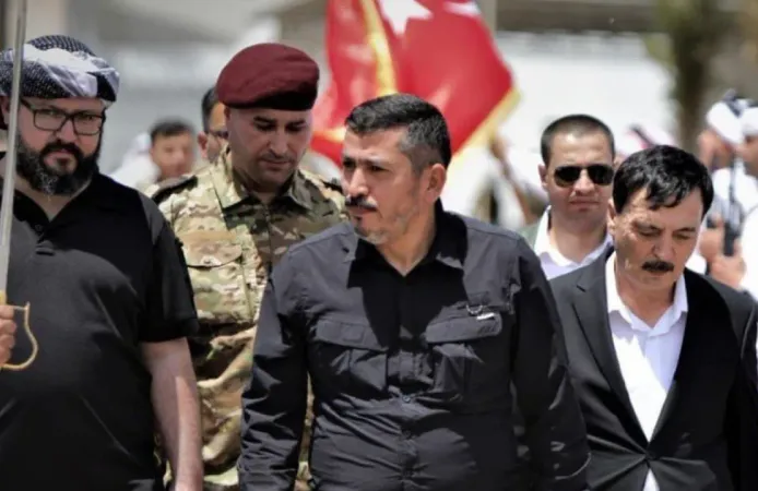 Suriye'de şok istifa! Türkmen bakan görevini bıraktı